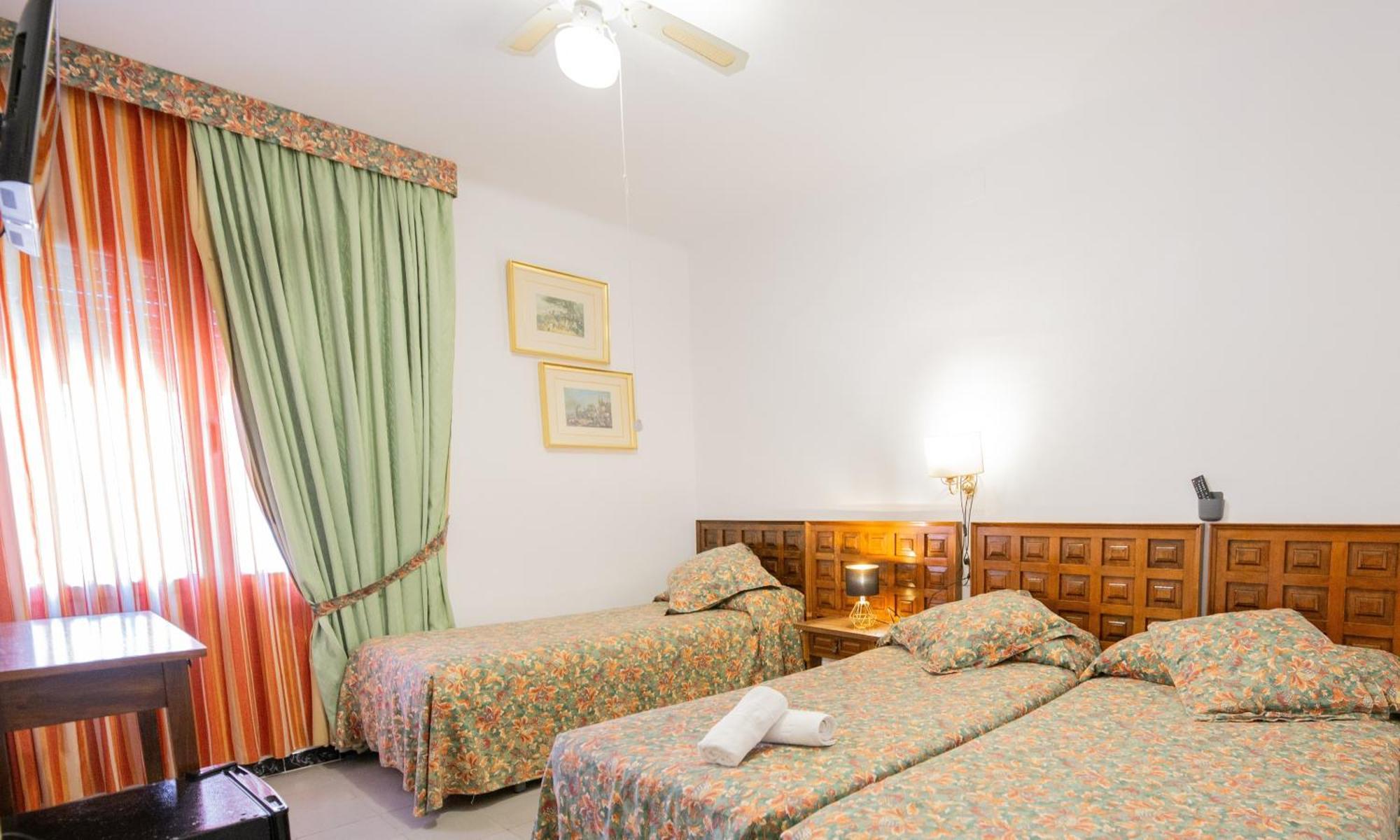 Hotel Montana By Bossh! Roses